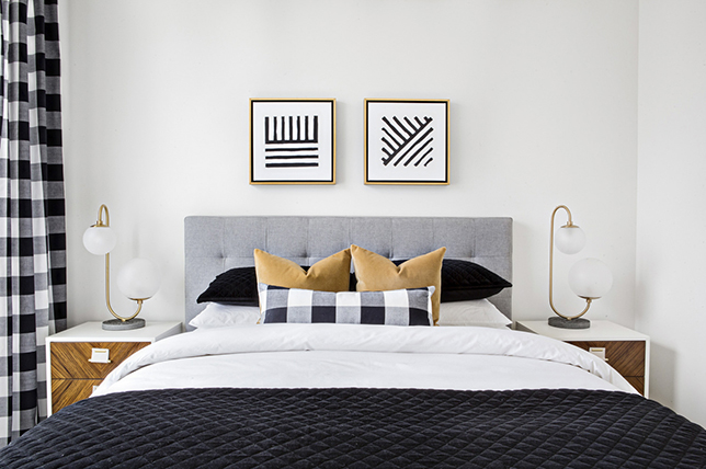 https://shahnazinteriors.com/wp-content/uploads/2021/01/modern-mid-century-modern-bedroom-interior-design.jpg